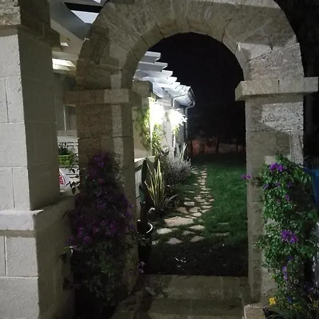 House Salento