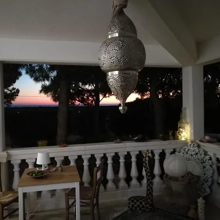 House Salento Alojamento de Acomodação e Pequeno-almoço 3*