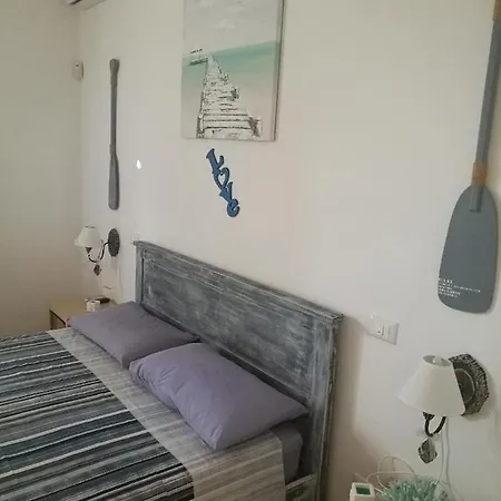 House Salento فندق مبيت وإفطار 3*