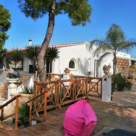 House Salento فندق مبيت وإفطار