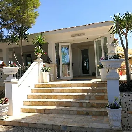 House Salento 3*